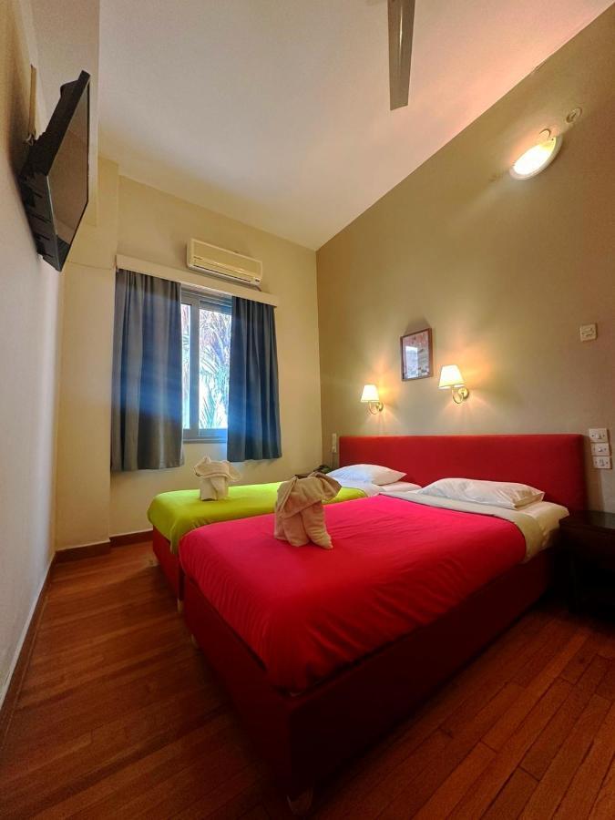 Vassilikon Hotel Loutraki  Bagian luar foto