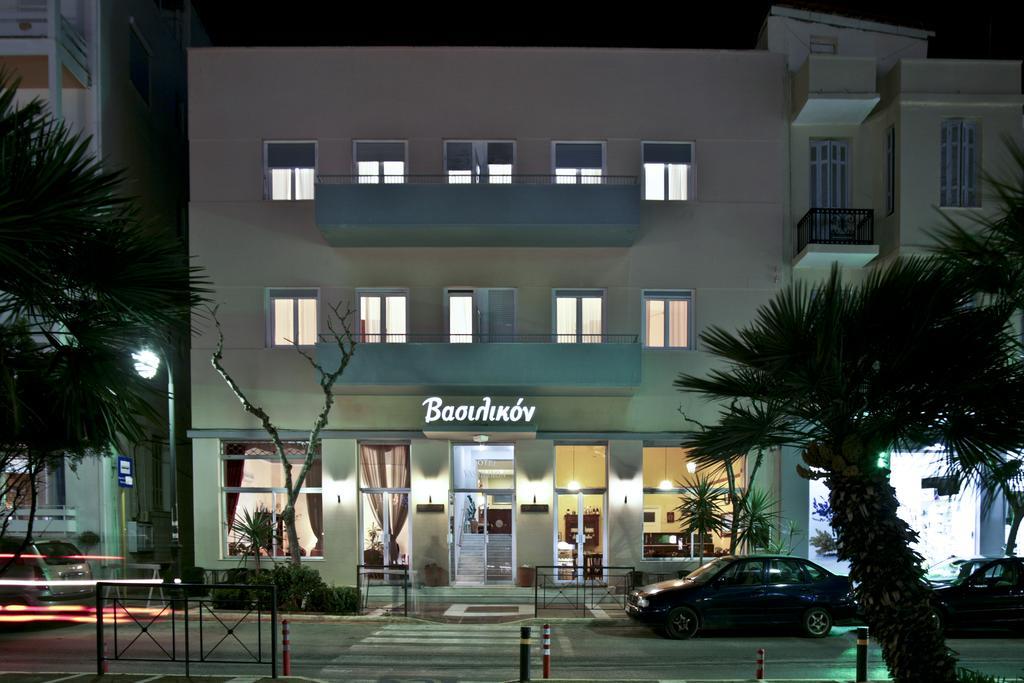Vassilikon Hotel Loutraki  Bagian luar foto